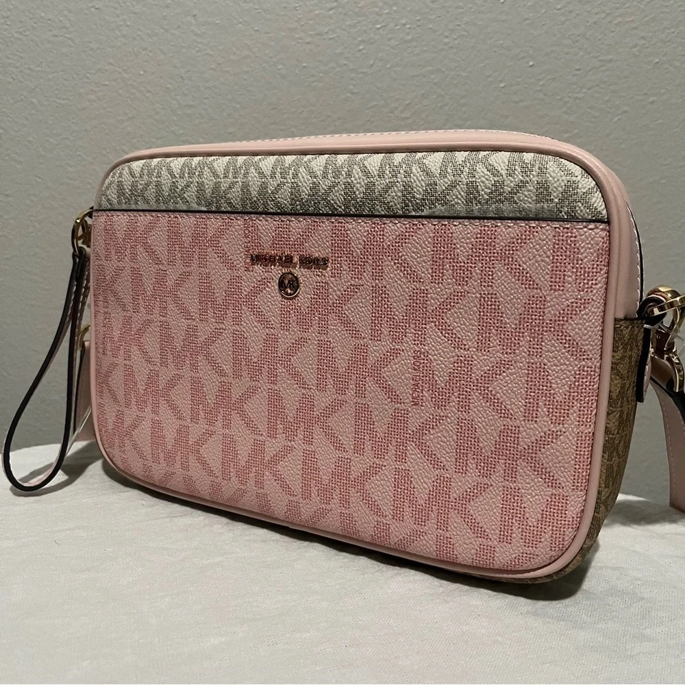 MICHAEL KORS- NWT Jet Set Charm Large EW Camera Xbody Bae Multi Color Pi… - Picture 2 of 15